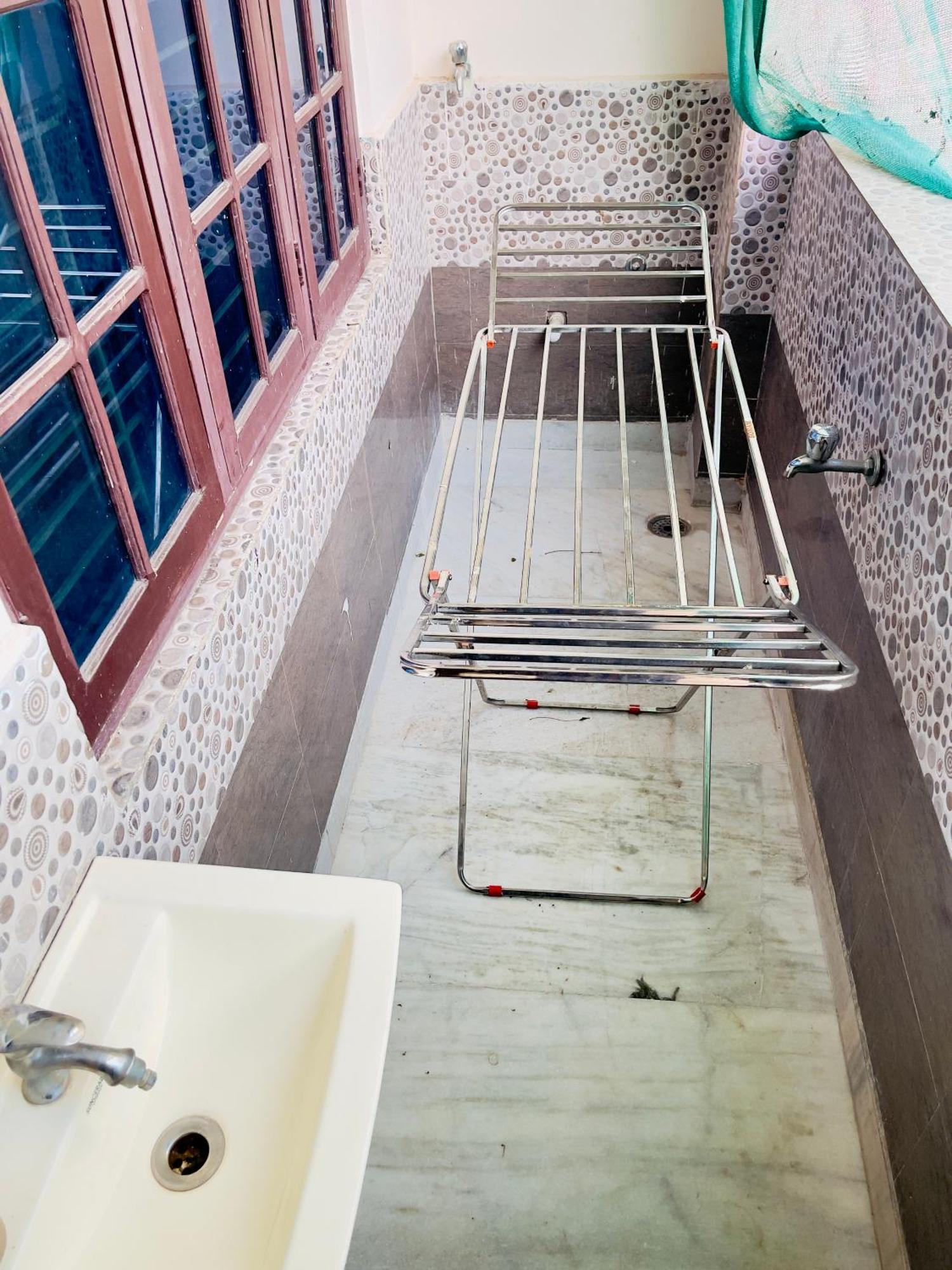 Castle-4bhk Apartment,guesthouse *