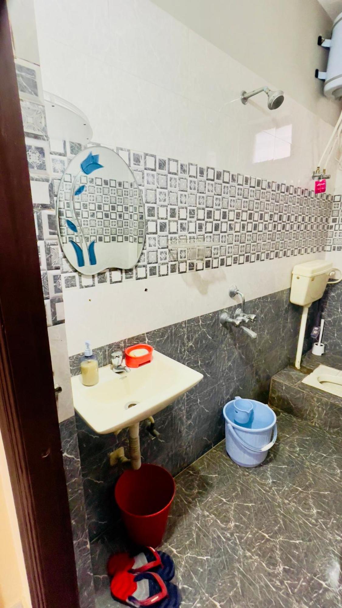 Castle-4bhk Apartment,guesthouse Apartment Hyderabad
