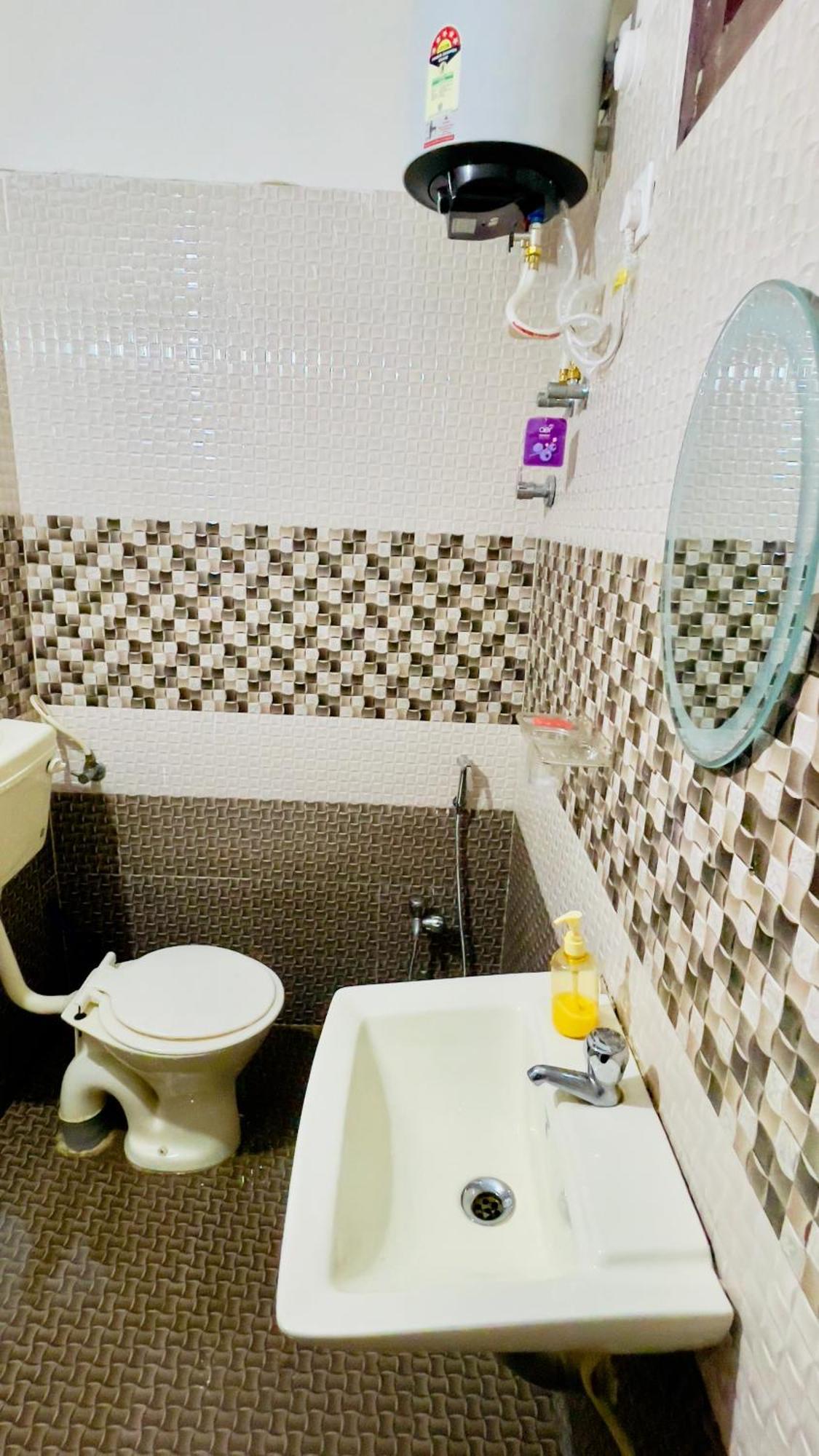 Castle-4bhk Apartment,guesthouse * Hyderabad